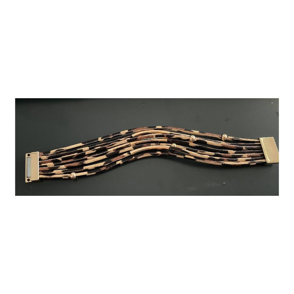 Leopard Printed Magnet Buckle Bracelet